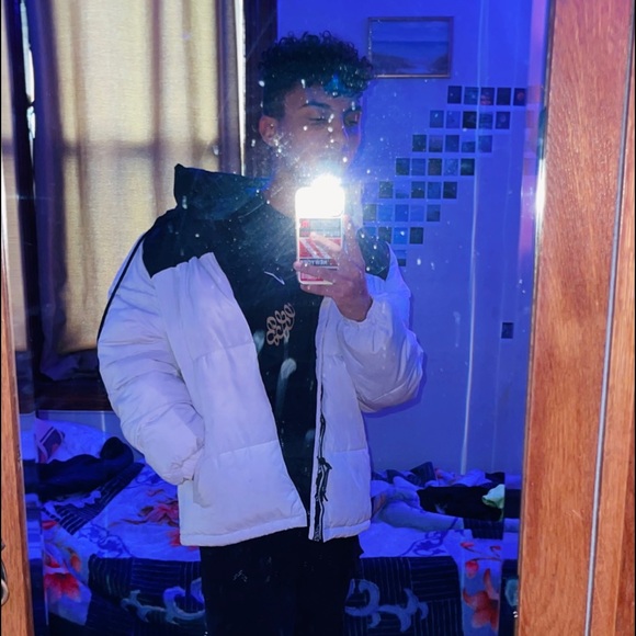 Meet your Posher, Eslam - Picture 1 of 1